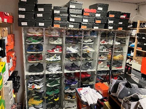 los angeles arrested fake nikes shoes|lapd stolen nike.